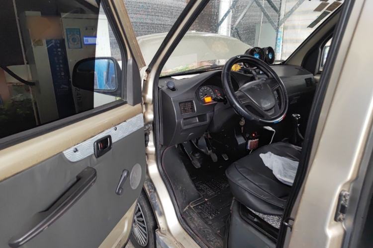Used Wuling Rongguang 2011 1.2L Base Version Driver Seat