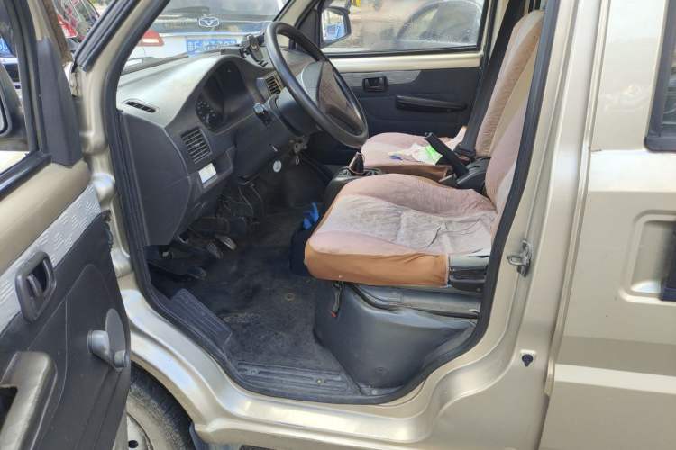 Used Wuling Rongguang 2011 1.2L Base Version Driver Seat