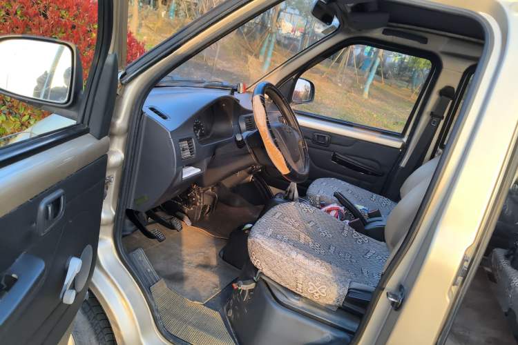 Used Wuling Rongguang 2011 1.2L Base Version Driver Seat