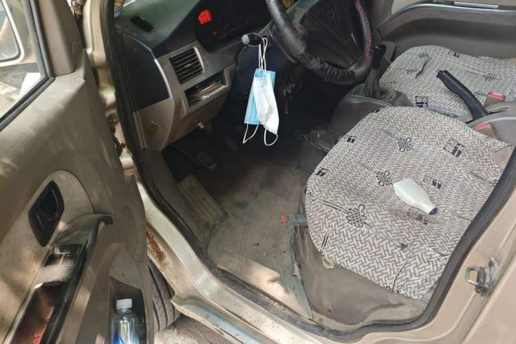 Used Wuling Rongguang 2011 1.2L Standard Version Driver Seat