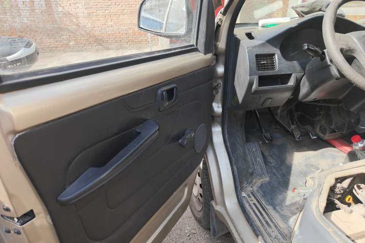 Used Wuling Rongguang 2011 1.2L Base Version Driver Seat