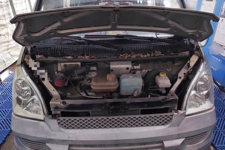 Used Wuling Rongguang 2011 1.2L Base Version Engine Bay