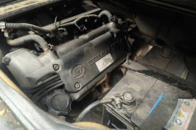 Used Wuling Rongguang 2011 1.2L Base Version Engine Bay
