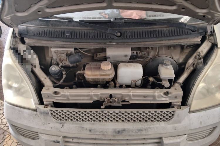 Used Wuling Rongguang 2011 1.2L Base Version Engine Bay
