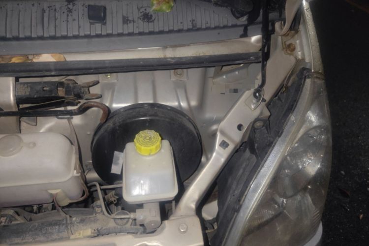 Used Wuling Rongguang 2011 1.2L Base Version Engine Bay Left
