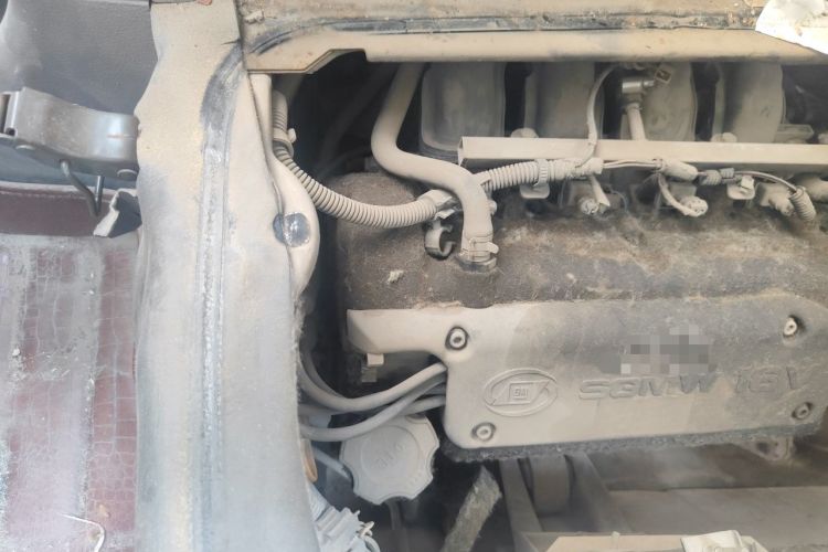 Used Wuling Rongguang 2011 1.2L Comfort Model Engine Bay Right