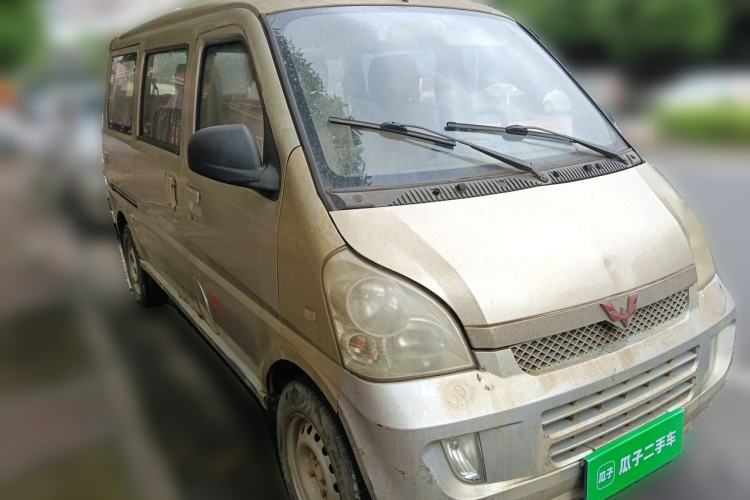 Used Wuling Rongguang 2011 1.2L Comfort Model Front Right 45 Deg