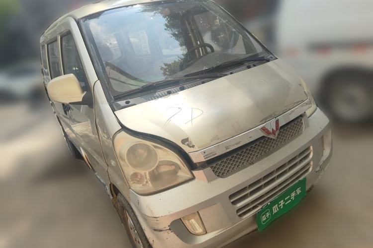 Used Wuling Rongguang 2011 1.2L Comfort Model Front Right 45 Deg