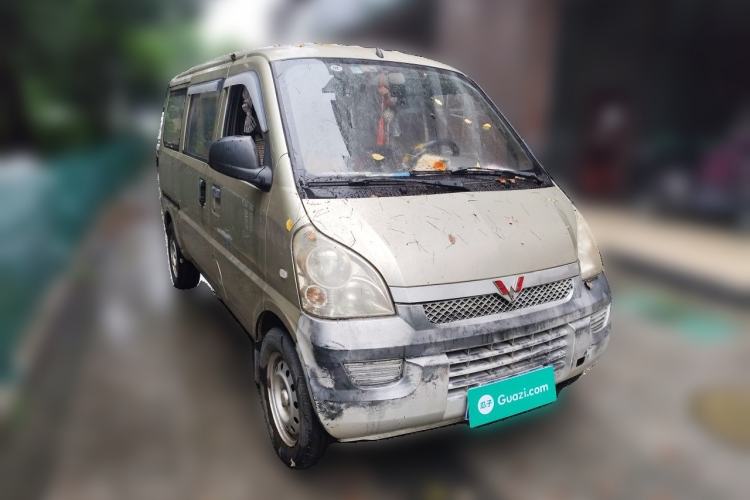 Used Wuling Rongguang 2011 1.2L Comfort Model Front Right 45 Deg