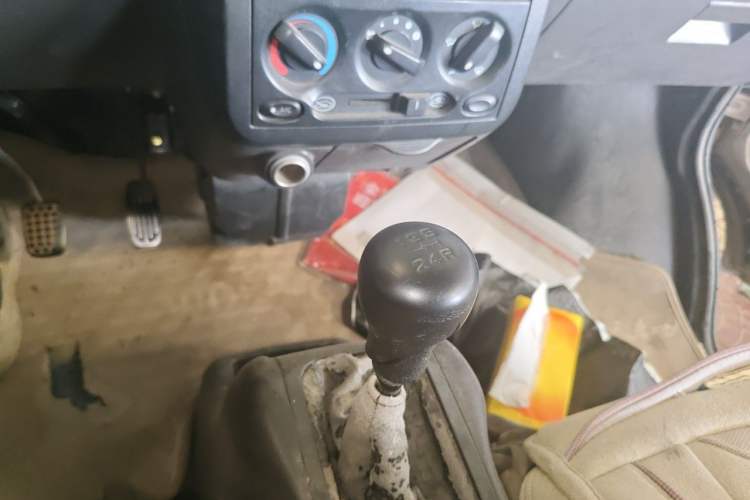 Used Wuling Rongguang 2011 1.2L Base Version Gear Lever