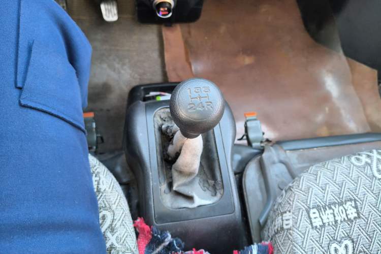 Used Wuling Rongguang 2011 1.2L Base Version Gear Lever