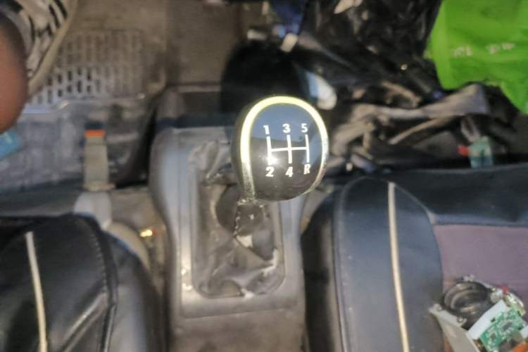 Used Wuling Rongguang 2011 1.2L Base Version Gear Lever