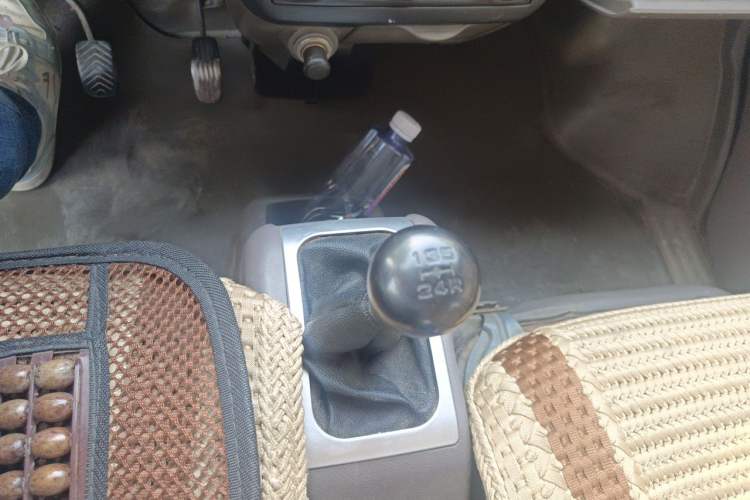 Used Wuling Rongguang 2011 1.2L Standard Version Gear Lever
