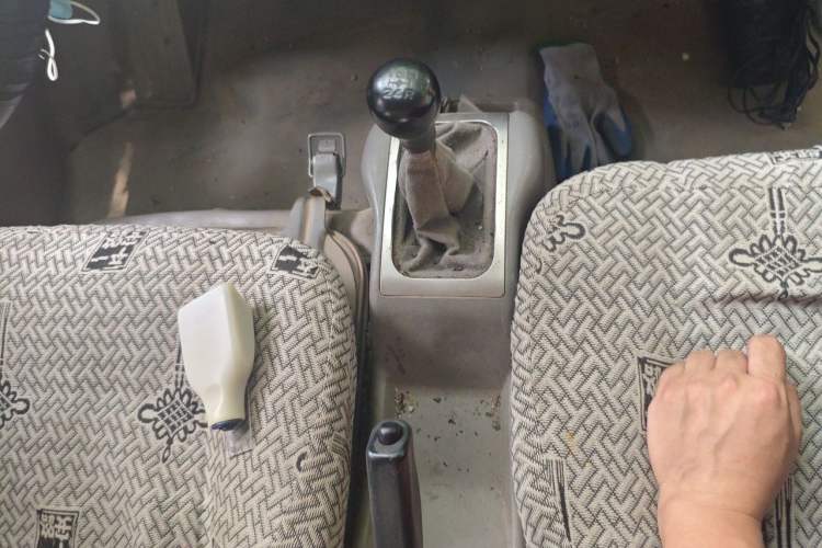Used Wuling Rongguang 2011 1.2L Standard Version Gear Lever
