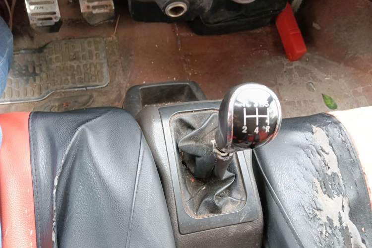 Used Wuling Rongguang 2011 1.2L Base Version Gear Lever