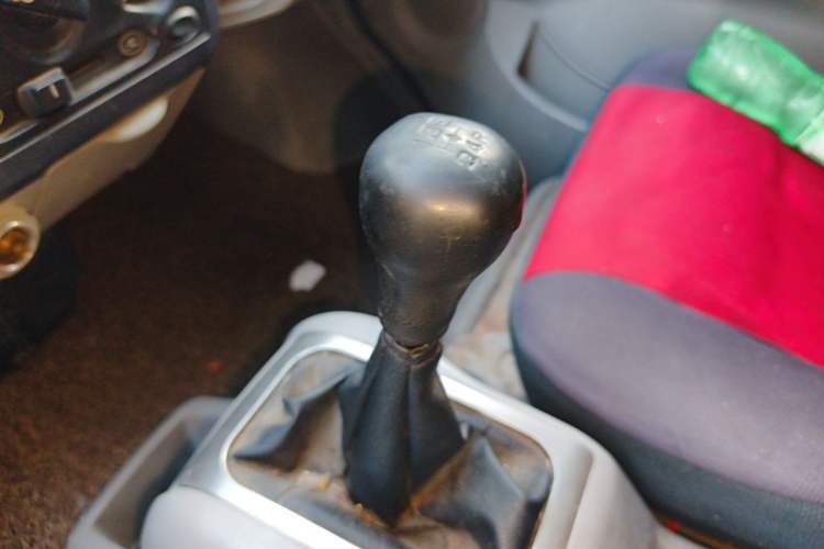 Used Wuling Rongguang 2011 1.2L Comfort Model Gear Lever
