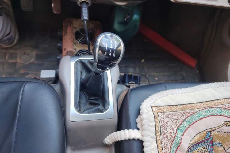 Used Wuling Rongguang 2011 1.2L Base Version Gear Lever