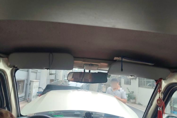 Used Wuling Rongguang 2011 1.5L Base Version Headliner