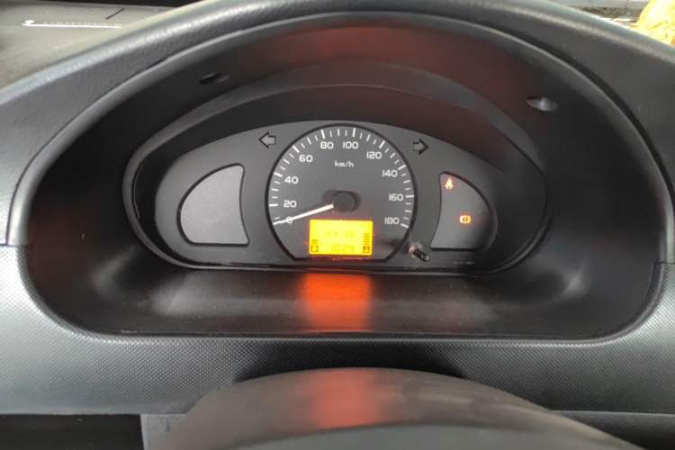 Used Wuling Rongguang 2011 1.2L Base Version Instrument Cluster