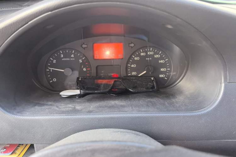 Used Wuling Rongguang 2011 1.2L Base Version Instrument Cluster