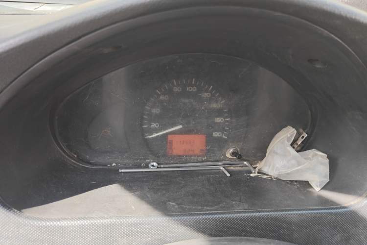 Used Wuling Rongguang 2011 1.2L Base Version Instrument Cluster