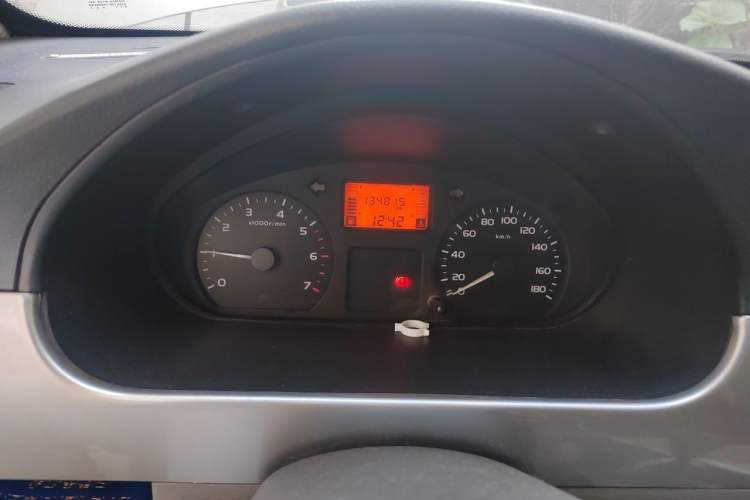 Used Wuling Rongguang 2011 1.2L Base Version Instrument Cluster