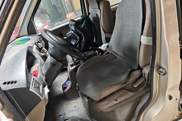 Used Wuling Rongguang 2011 1.2L Standard Version Left Front Seat