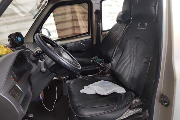 Used Wuling Rongguang 2011 1.2L Base Version Left Front Seat