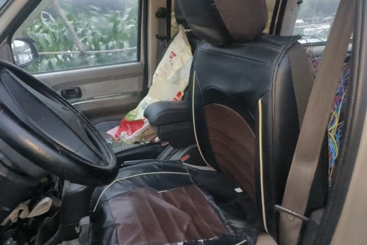 Used Wuling Rongguang 2011 1.2L Base Version Left Front Seat