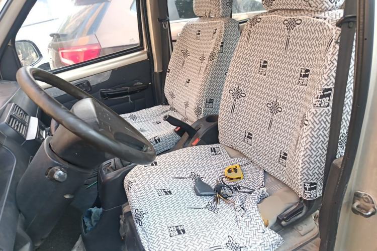 Used Wuling Rongguang 2011 1.2L Base Version Left Front Seat