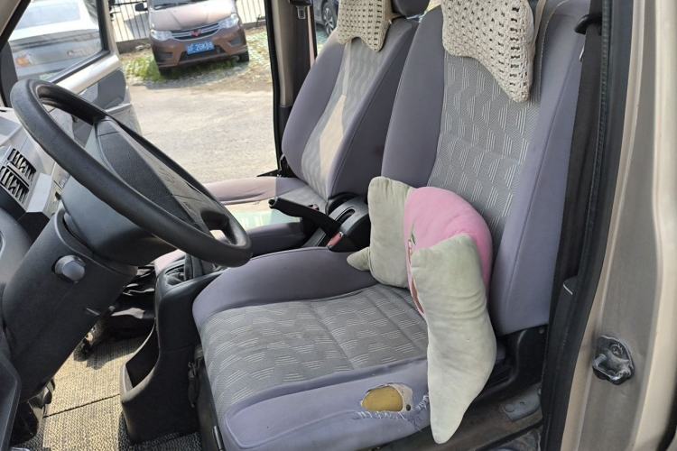 Used Wuling Rongguang 2011 1.2L Base Version Left Front Seat