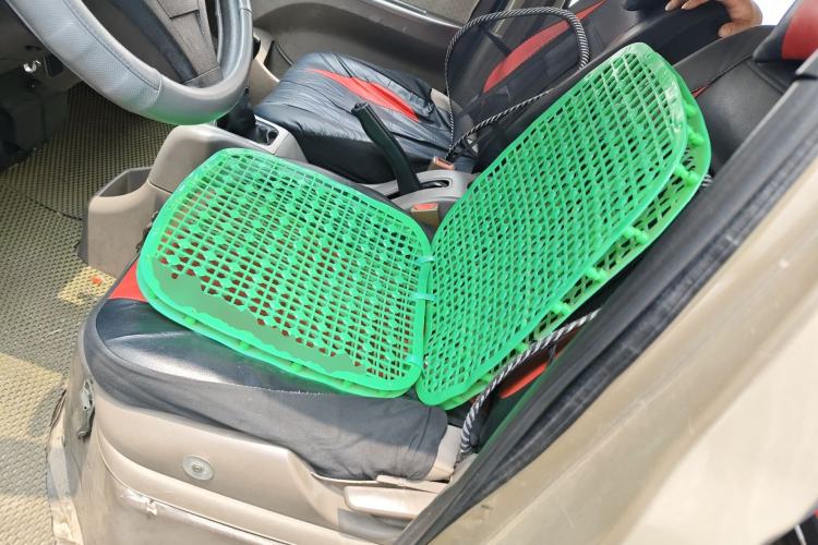 Used Wuling Rongguang 2011 1.2L Standard Version Left Front Seat