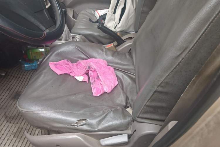 Used Wuling Rongguang 2011 1.2L Standard Version Left Front Seat