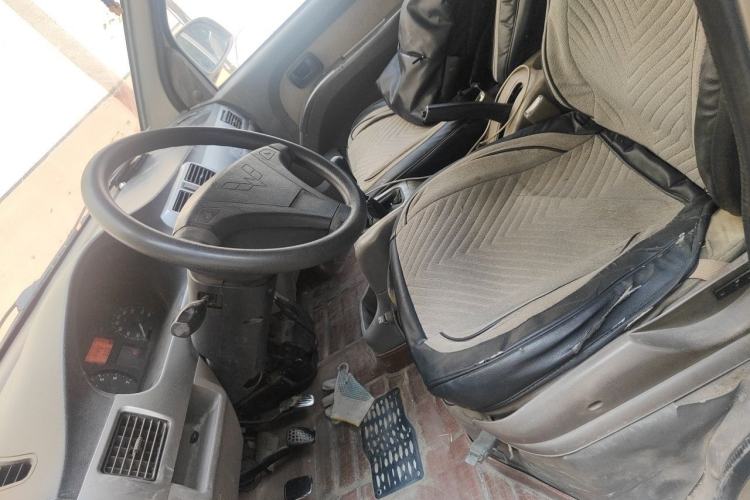 Used Wuling Rongguang 2011 1.2L Comfort Model Left Front Seat