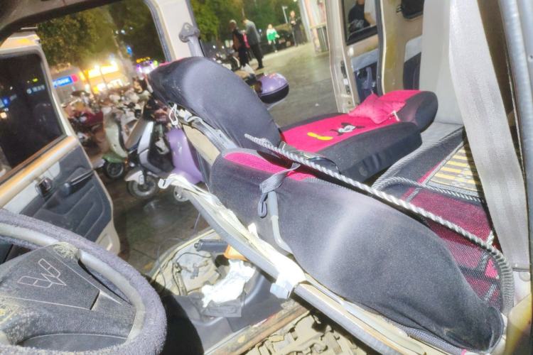 Used Wuling Rongguang 2011 1.2L Base Version Left Front Seat