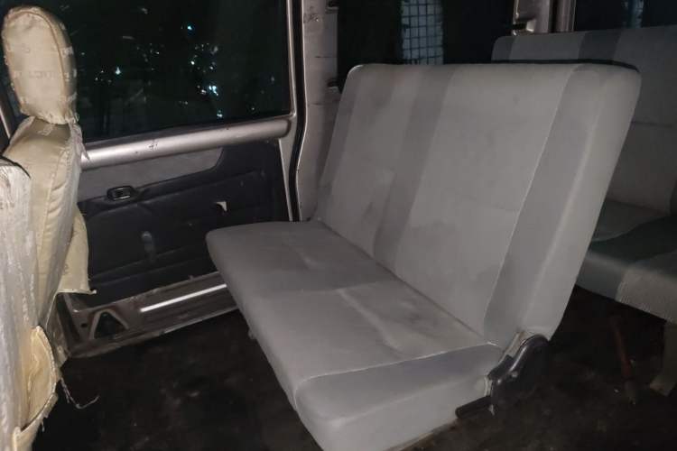 Used Wuling Rongguang 2011 1.2L Base Version Left Rear Seat