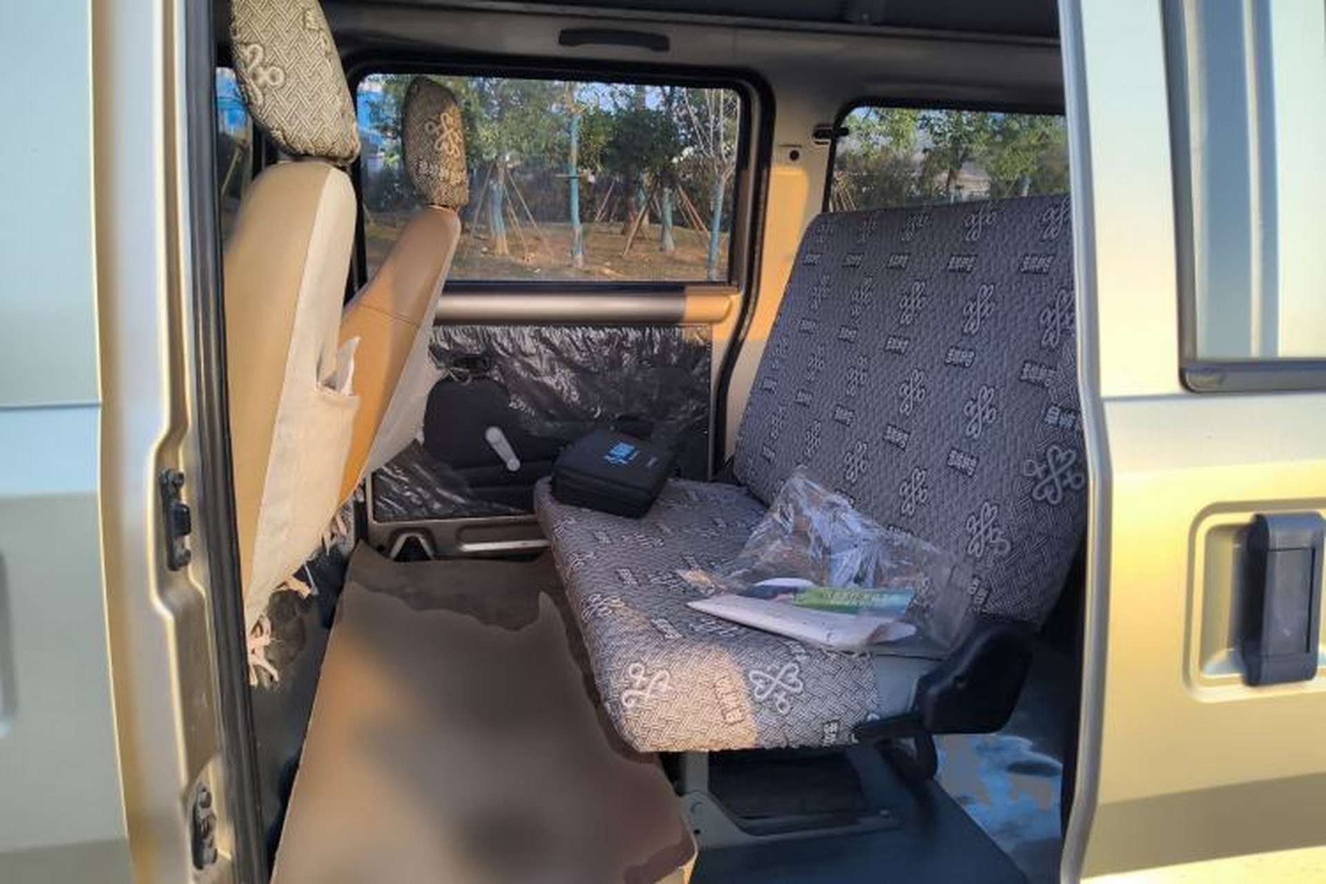 Used Wuling Rongguang 2011 1.2L Base Version Left Rear Seat