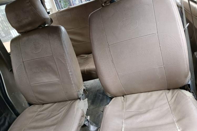 Used Wuling Rongguang 2011 1.2L Comfort Model Left Rear Seat