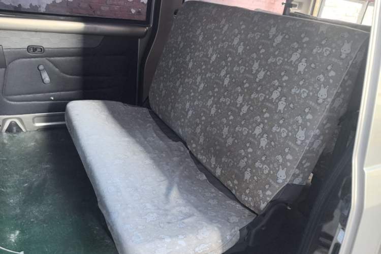 Used Wuling Rongguang 2011 1.2L Base Version Left Rear Seat