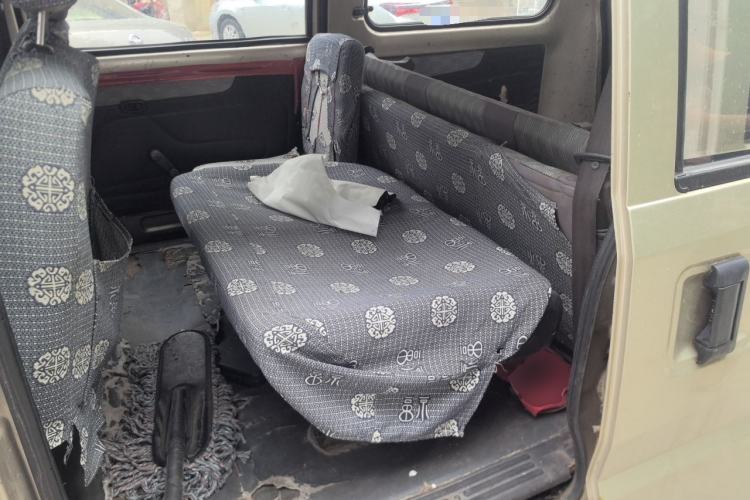 Used Wuling Rongguang 2011 1.2L Base Version Left Rear Seat