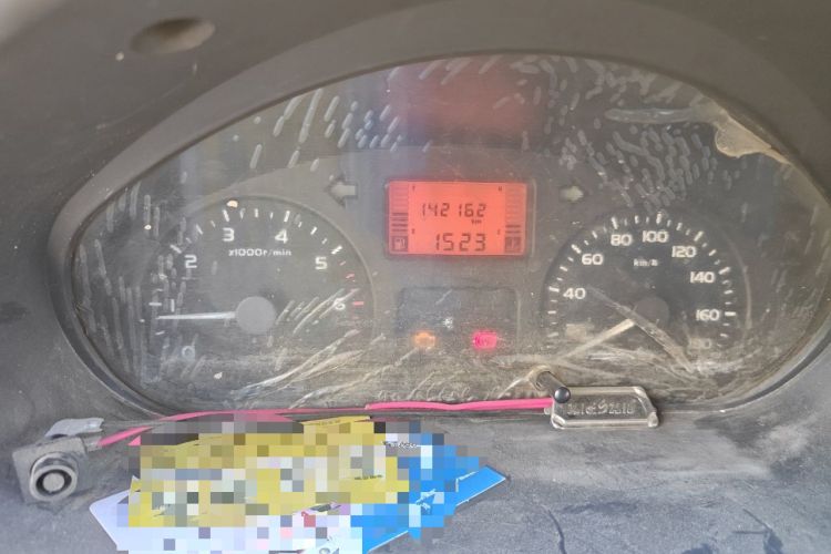 Used Wuling Rongguang 2011 1.2L Base Version Odometer Close Up