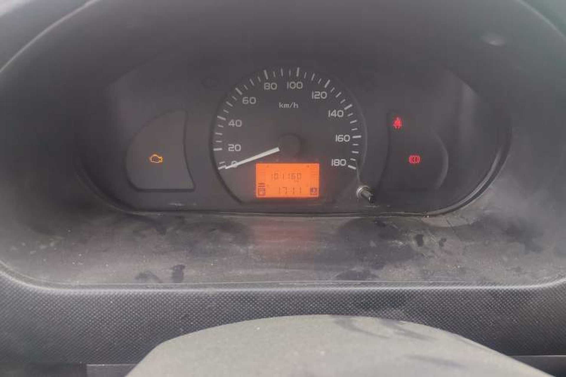 Used Wuling Rongguang 2011 1.2L Base Version Odometer Close Up