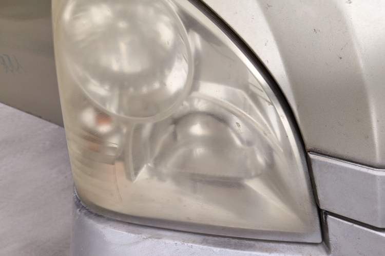 Used Wuling Rongguang 2011 1.2L Standard Version Right Front Headlight