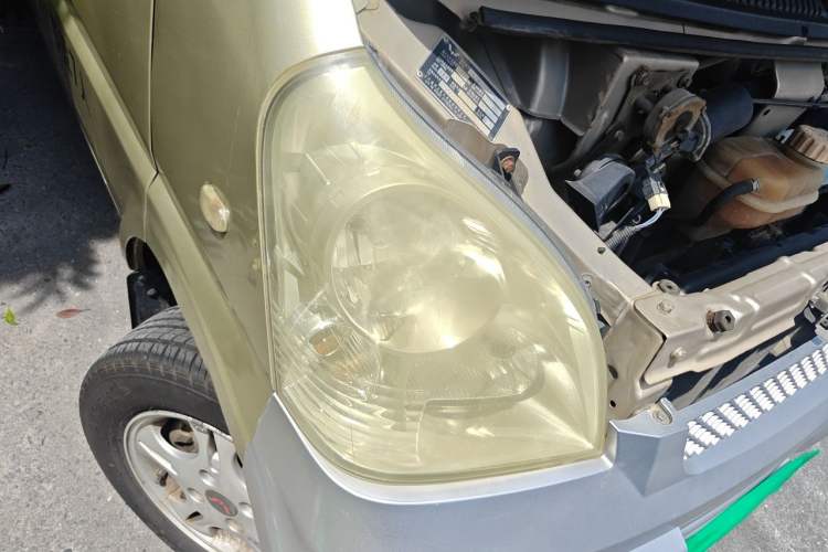 Used Wuling Rongguang 2011 1.2L Base Version Right Front Headlight