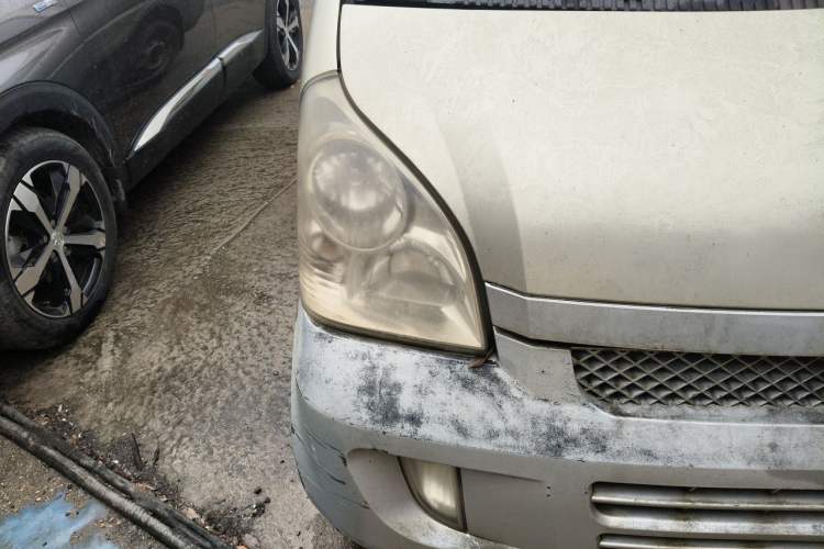 Used Wuling Rongguang 2011 1.2L Standard Version Right Front Headlight