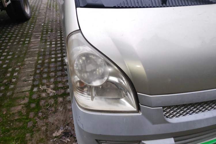 Used Wuling Rongguang 2011 1.2L Base Version Right Front Headlight