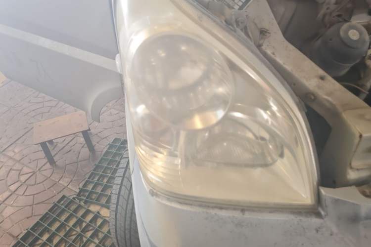 Used Wuling Rongguang 2011 1.2L Base Version Right Front Headlight