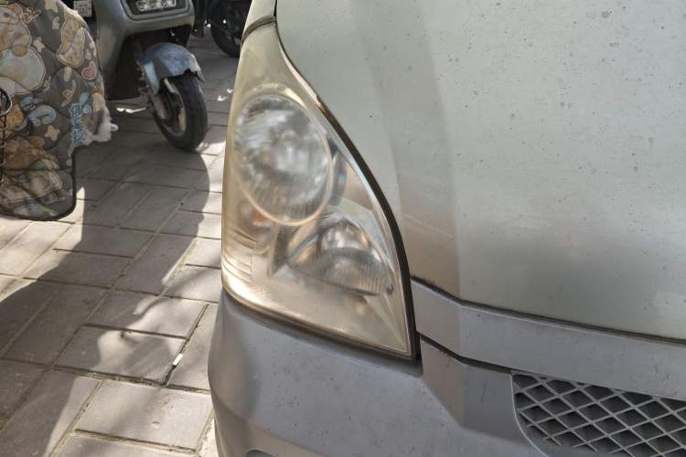 Used Wuling Rongguang 2011 1.2L Base Version Right Front Headlight