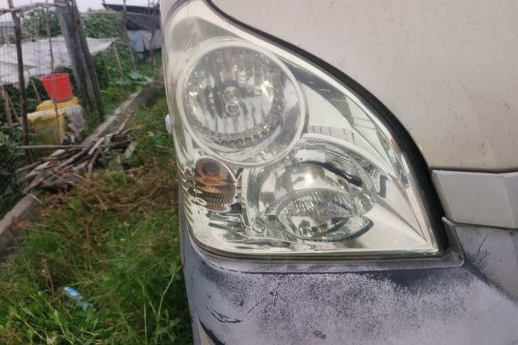 Used Wuling Rongguang 2011 1.2L Base Version Right Front Headlight
