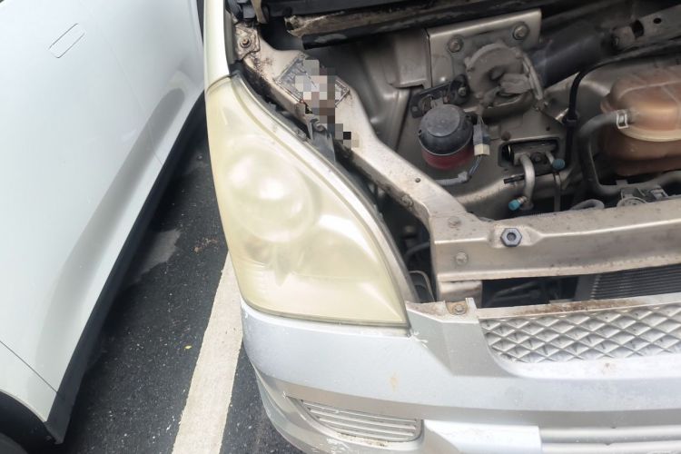 Used Wuling Rongguang 2011 1.2L Base Version Right Front Headlight